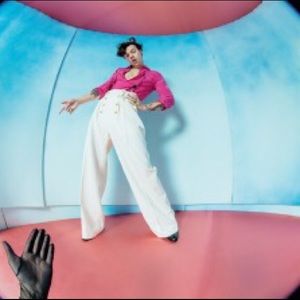 Meet your Posher, Ellie